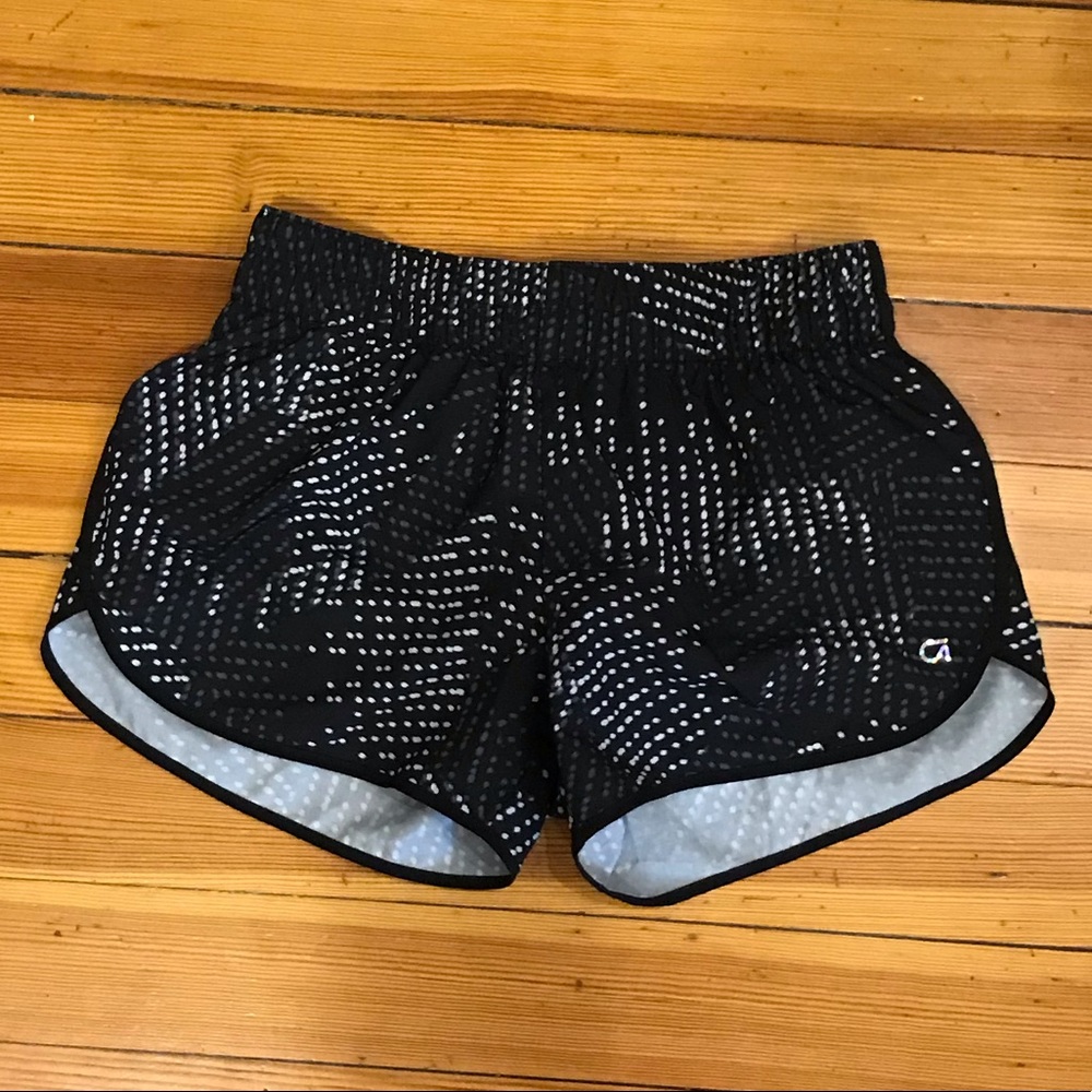 Gap black patterned athletic shorts